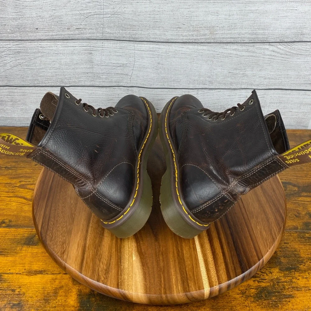 Dr Martens The Original 11822 Dark Brown Leather Crazy Horse Lace Up Boot Men 10